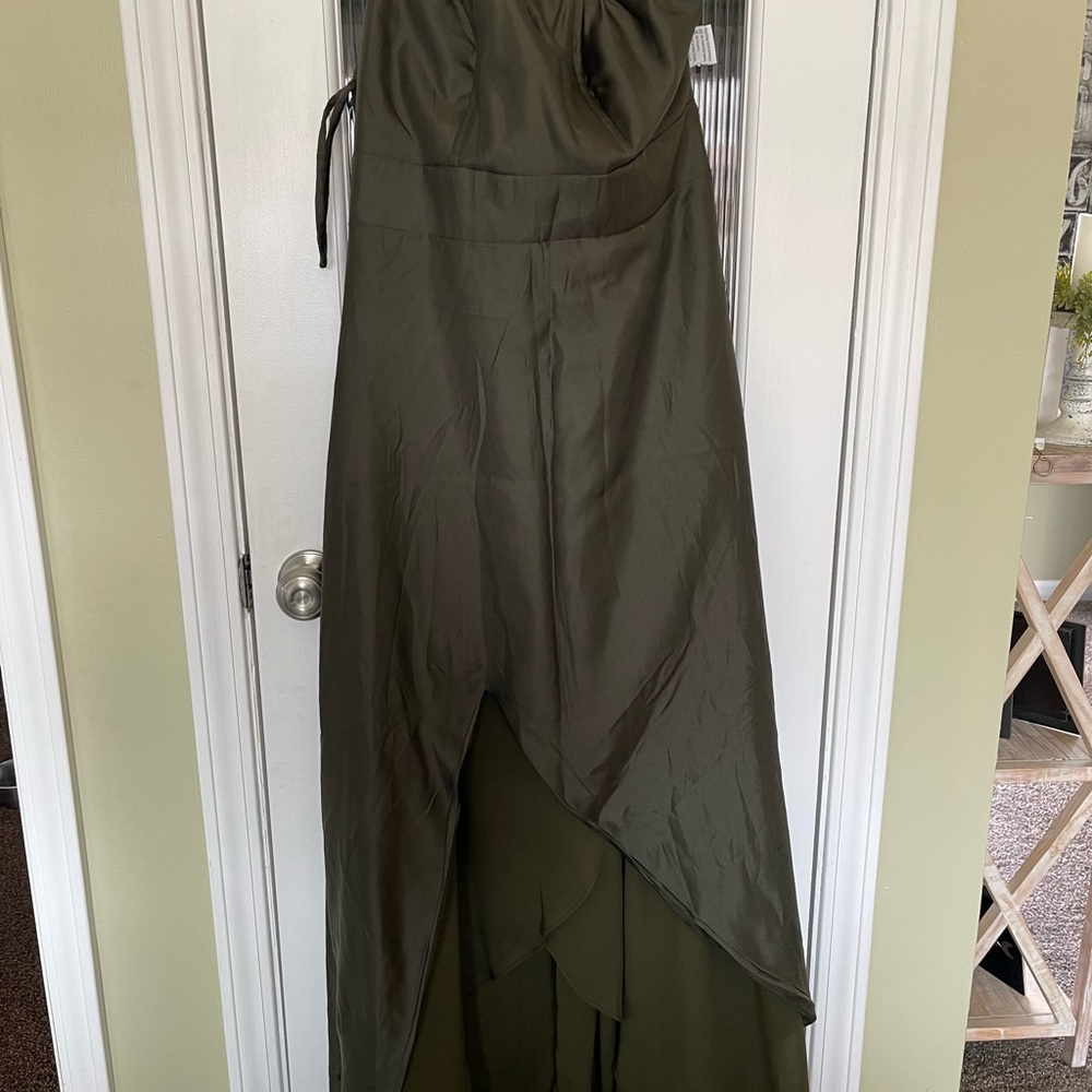 Heboes website.  Bought size 14. Does not fit. Unable to return. Runs small.